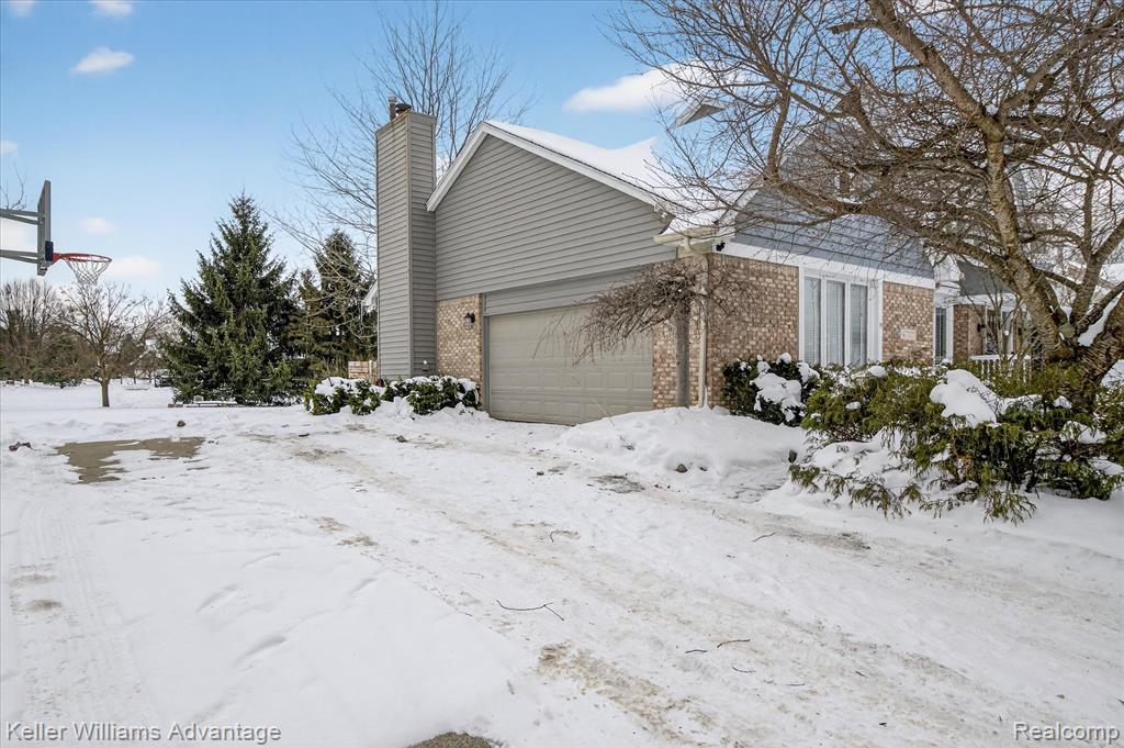 47707 Rochester Drive, Novi, MI — Photo 39