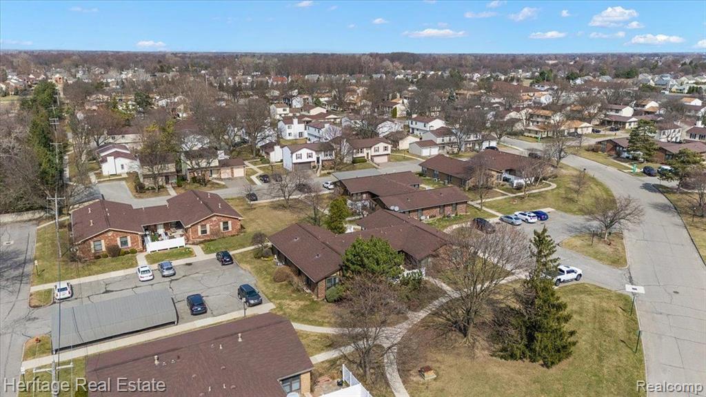 2855 ROUNDTREE Drive, APT 104 L, Troy, MI 48083 — Photo 29