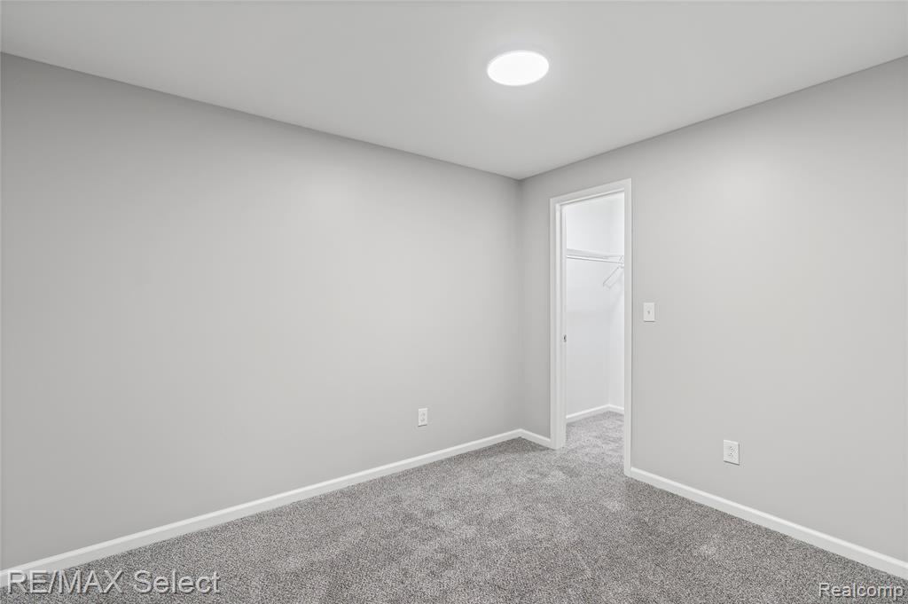 708 Wilberforce Drive, Flint, MI 48503 — Photo 22