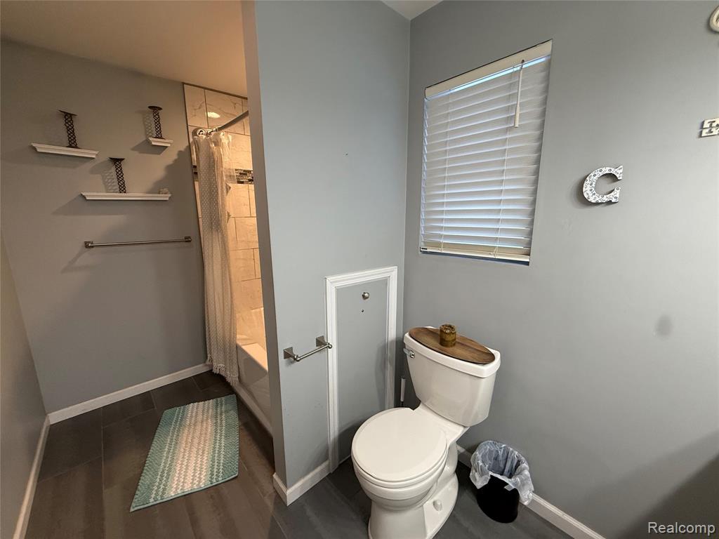 26020 Martinsville Road, Belleville, MI 48111 — Photo 29