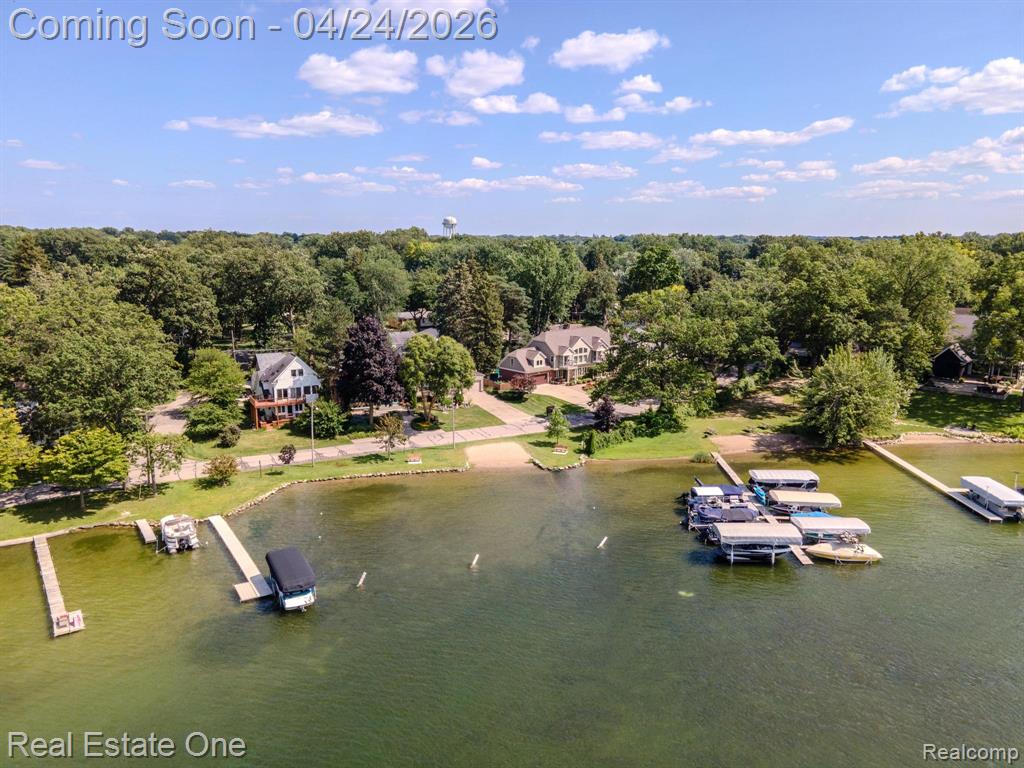 1963 Beverly Street, Sylvan Lake, MI 48320 — Photo 52