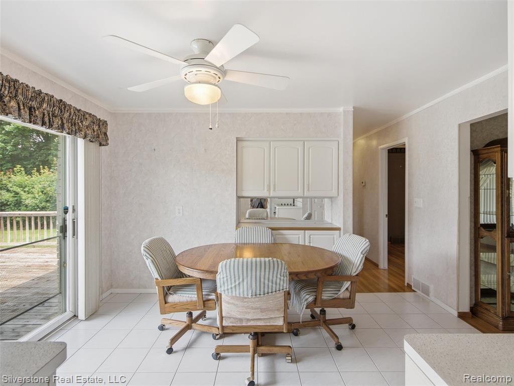 50628 Linda Lane, Utica, MI 48317 — Photo 14