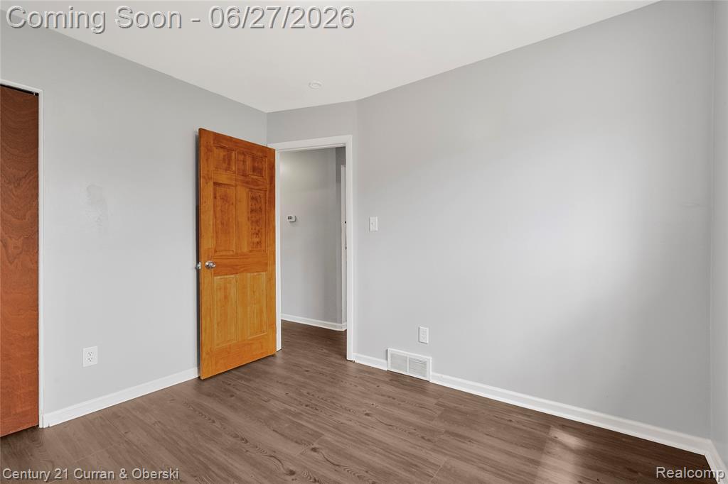 6042 Highview Street, Dearborn Heights, MI 48127 — Photo 20