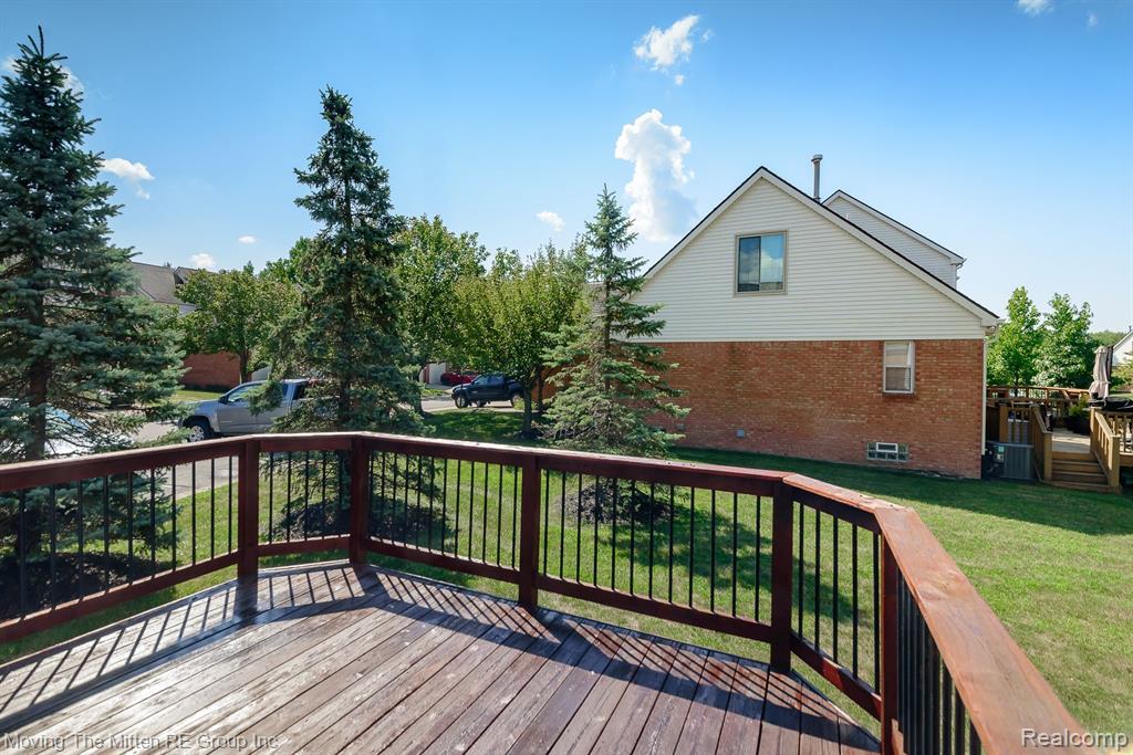 8834 PRAIRIE Court, Van Buren, MI 48111 — Photo 28