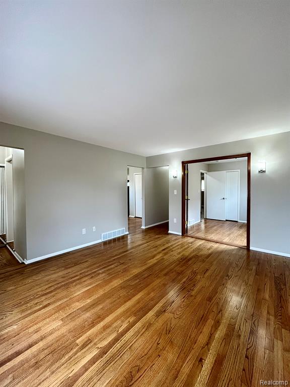 969 HARRISON Boulevard, Lincoln Park, MI 48146 — Photo 5
