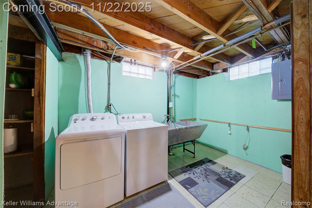 9338 Colorado Street, Livonia, MI 48150 — Photo 36