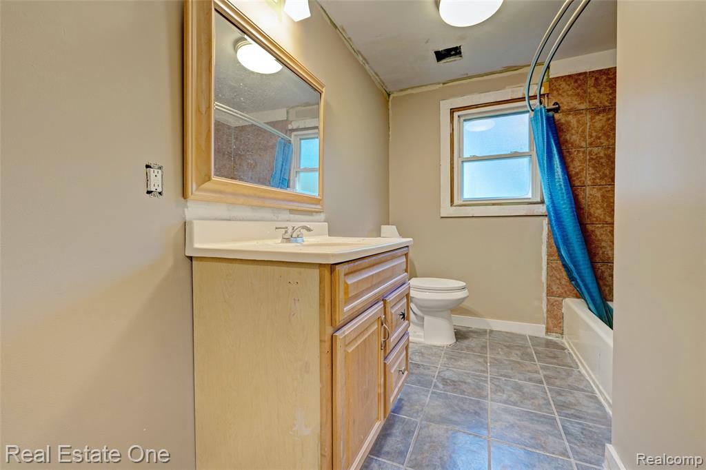 4161 Seymour Lake Road, Oxford, MI 48371 — Photo 25