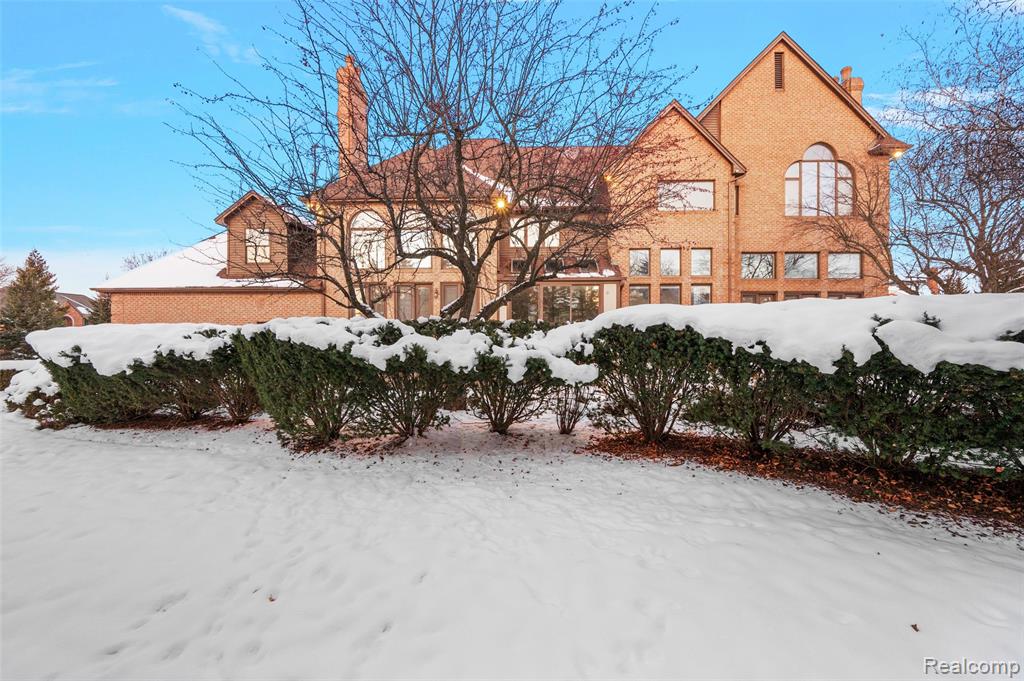 5744 Lochmoor Court, Rochester, MI 48306 — Photo 63