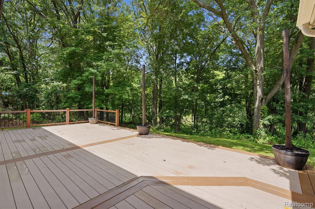 5336 Urbana Drive, Brighton, MI 48116 — Photo 32