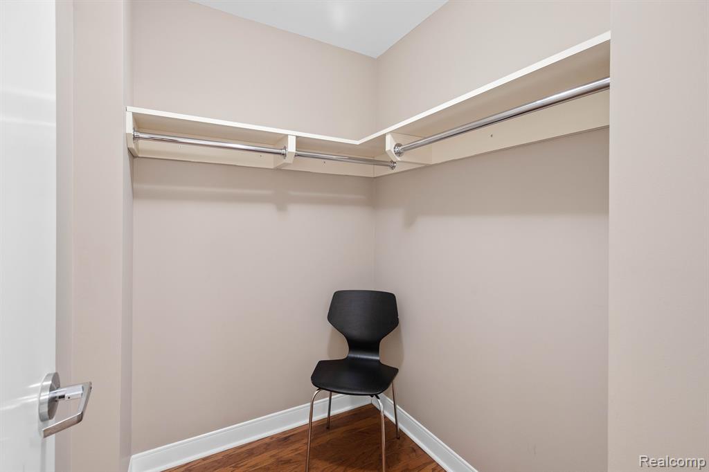 525 W Lafayette Boulevard, 14D, Detroit, MI 48226 — Photo 20