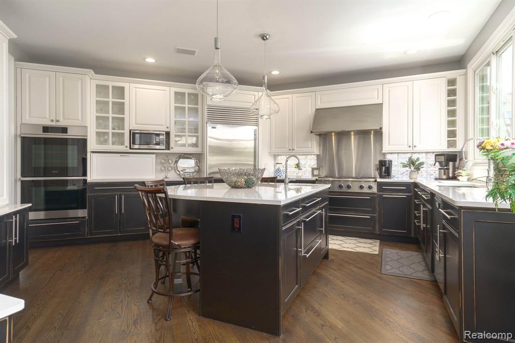 4425 ISLAND VIEW Drive, Waterford, MI 48328 — Photo 16