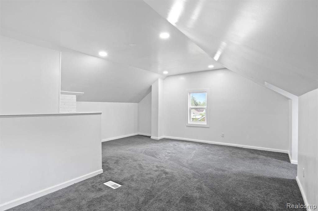 7780 FAUST Avenue, Detroit, MI 48228 — Photo 17