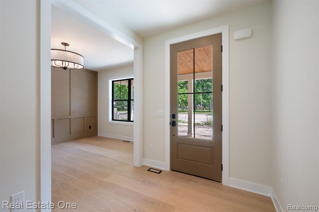 4016 W Webster Road, Royal Oak, MI 48073 — Photo 4