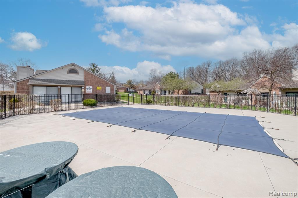 432 WATER TOWER Circle, Brighton, MI 48116 — Photo 14