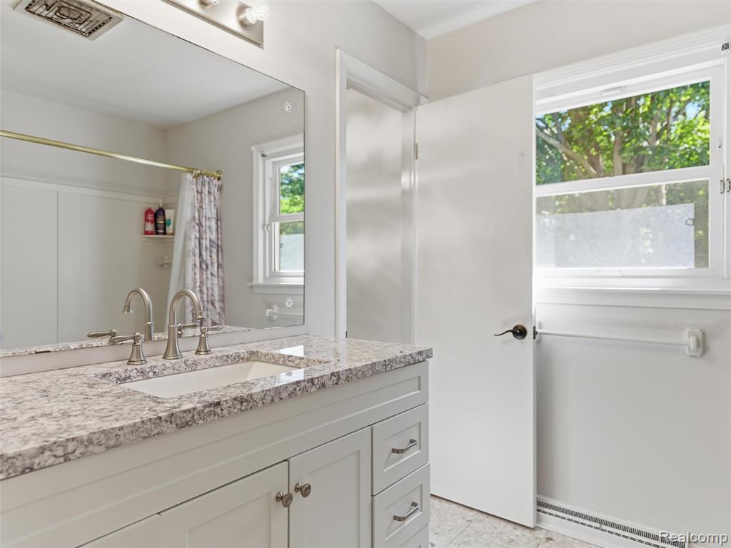 5409 Stony Hill Court, Grand Blanc, MI 48439 — Photo 44