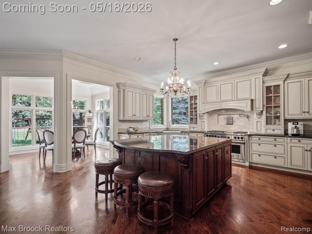 528 Barrington Court, Bloomfield Hills, MI 48304 — Photo 12