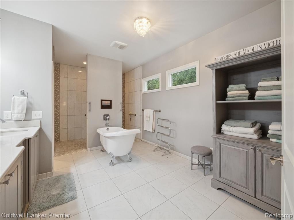 214 Presidio Drive, Ortonville, MI 48462 — Photo 28
