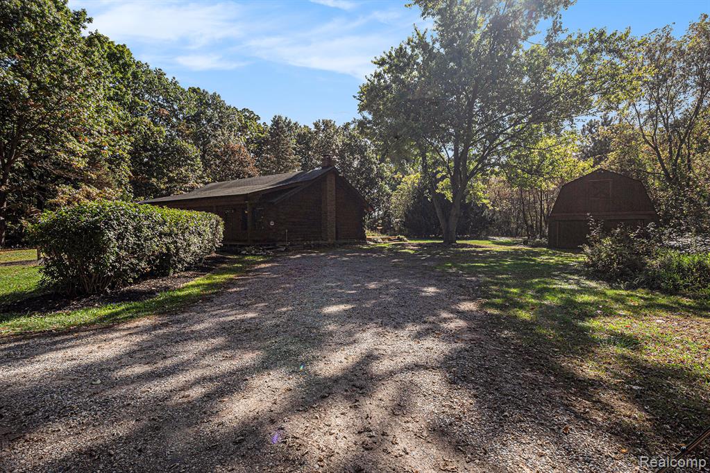 4166 Sweet Road, Howell, MI 48843 — Photo 29