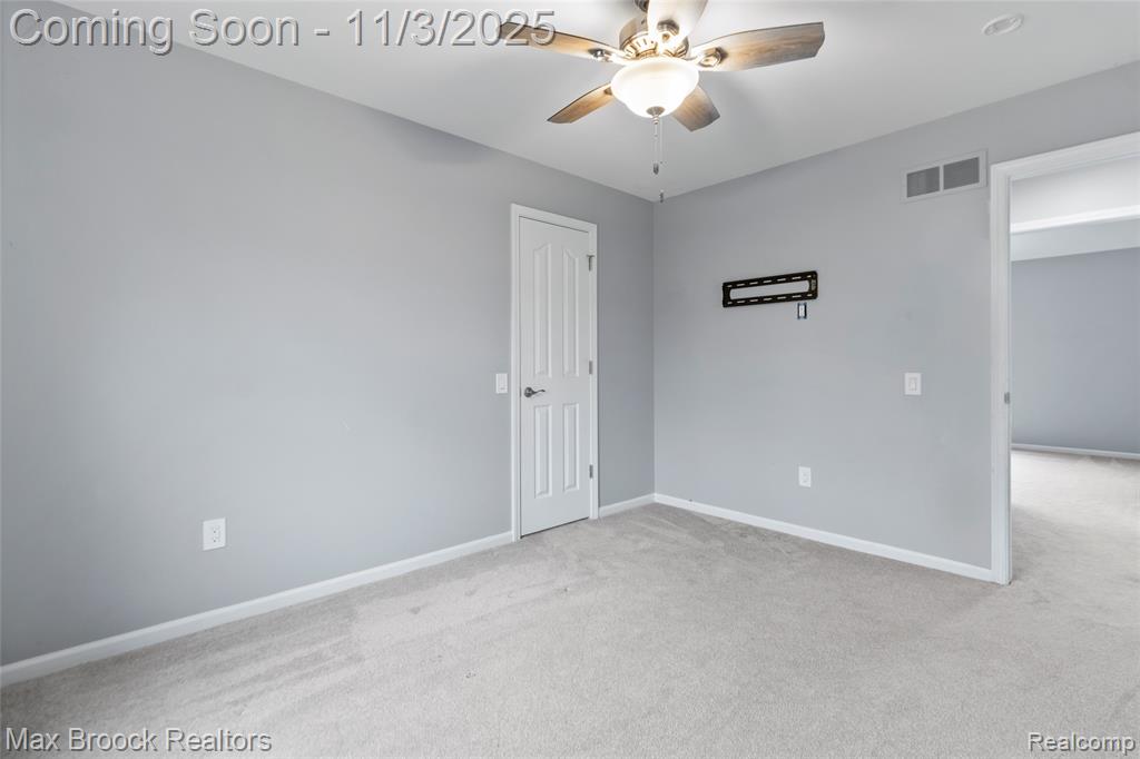 5366 Midchester Court, West Bloomfield, MI 48324 — Photo 21