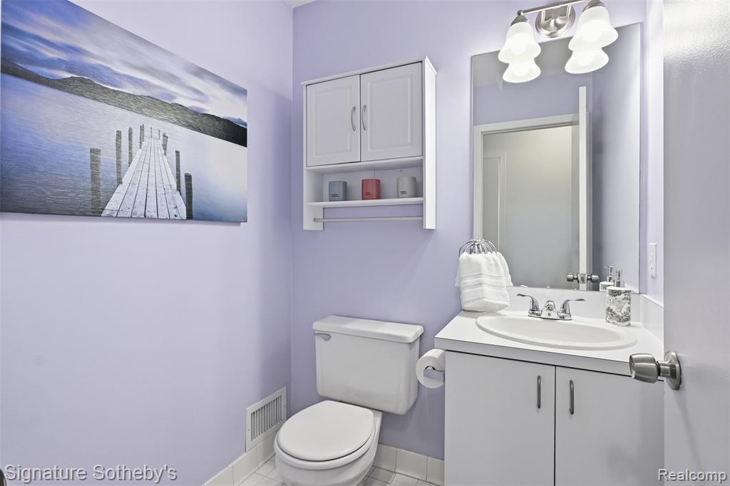 452 Nicolet Street, 6, Walled Lake, MI 48390 — Photo 14
