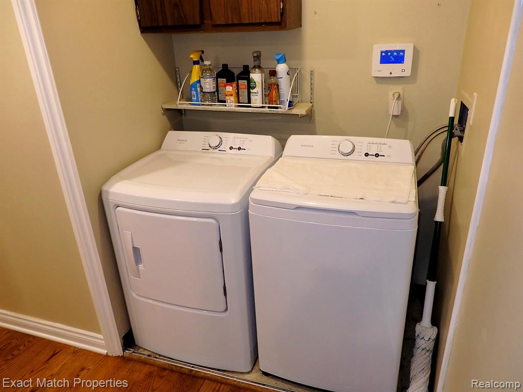 4411 Laurel Club Circle, West Bloomfield, MI 48323 — Photo 19