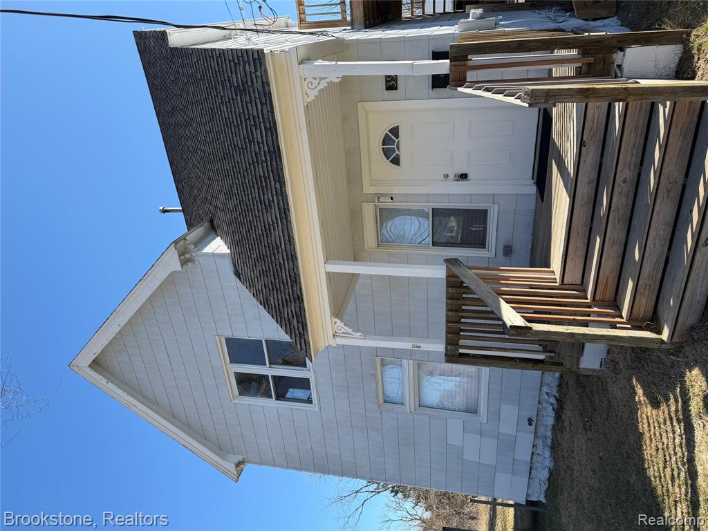398 N Saginaw Street, Pontiac, MI 48342 — Photo 3