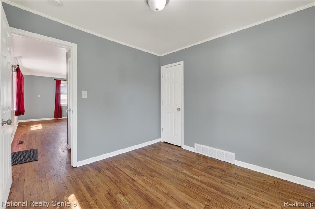 38982 Wabash Street, Romulus, MI 48174 — Photo 15