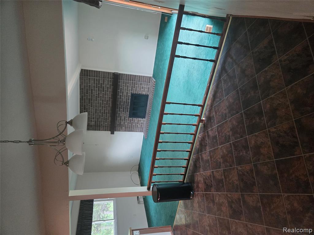 42479 Redfern, Canton, MI 48187 — Photo 7