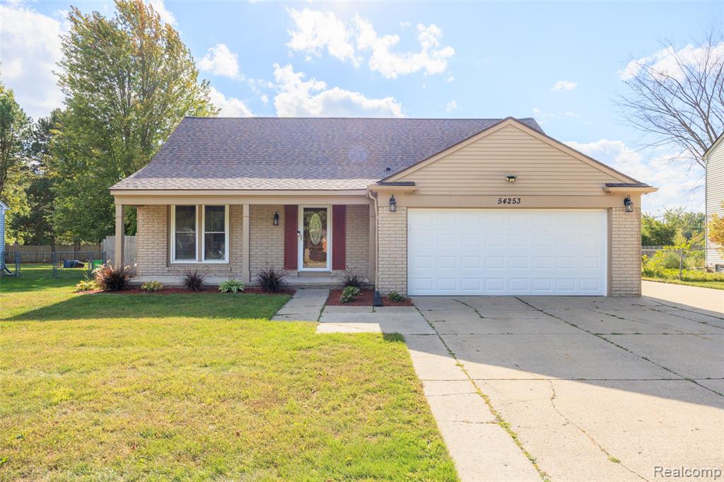 54253 Bradshaw Drive, New Baltimore, MI 48047 — front exterior