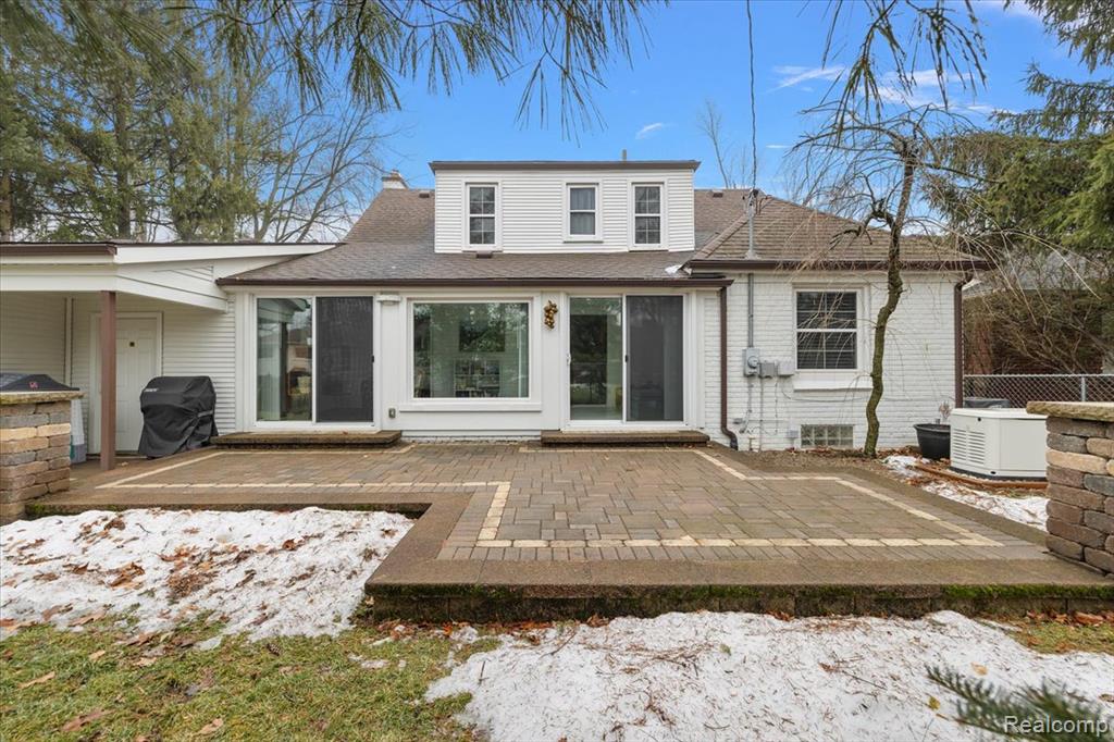 16244 Lauderdale Avenue, Beverly Hills, MI 48025 — Photo 49