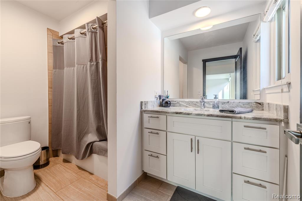 4045 W Maple Road, C101, Bloomfield Hills, MI 48301 — Photo 21