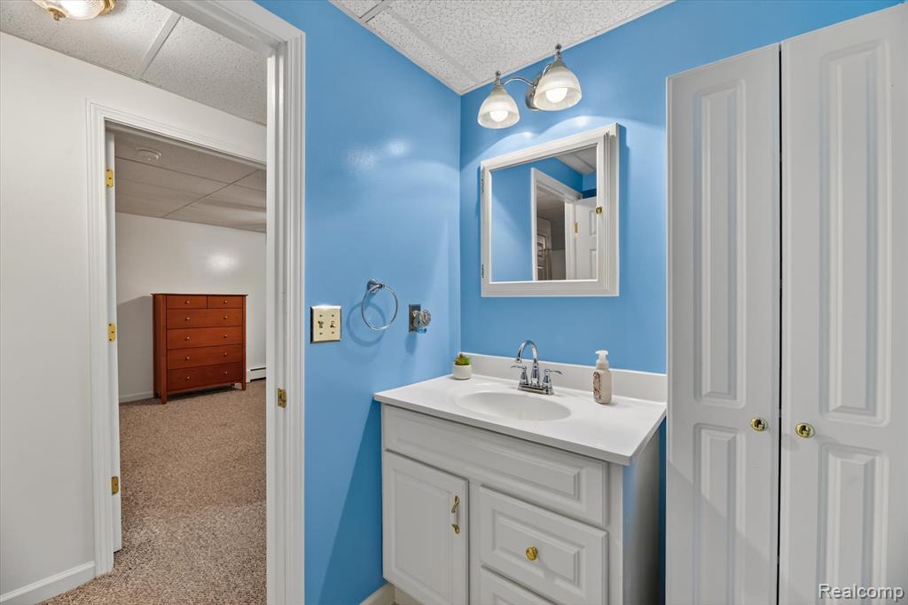 10044 Arlington Circle, 145, South Lyon, MI 48178 — Photo 21