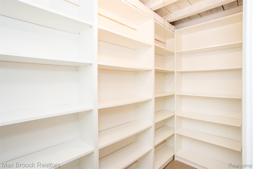 26614 Humber Street, Huntington Woods, MI — Photo 42