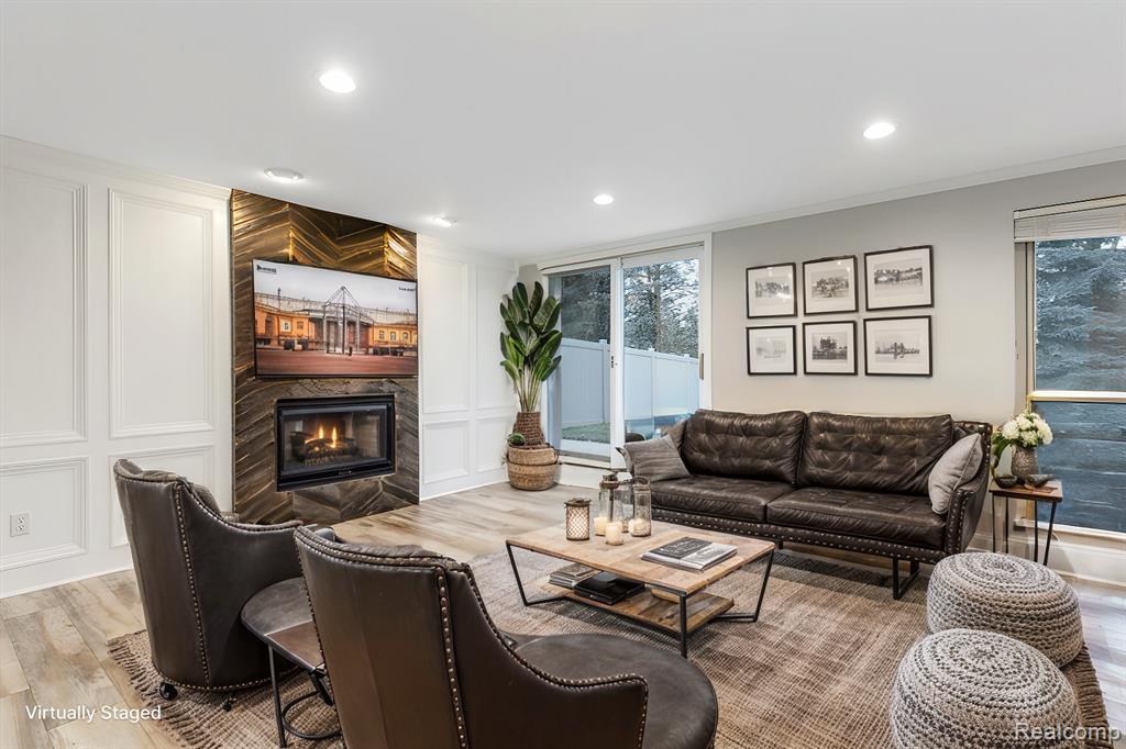 6500 RAINTREE Court, Canton, MI 48187 — Photo 3
