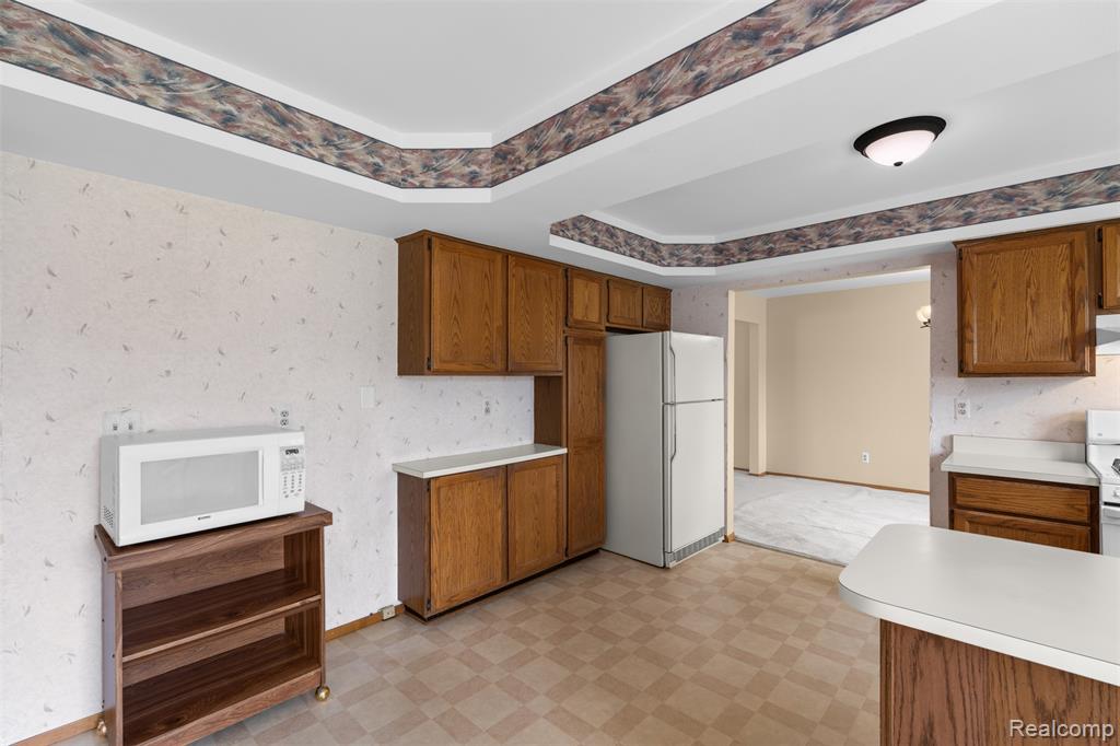 4210 Wingate Drive, Sterling Heights, MI 48310 — Photo 15