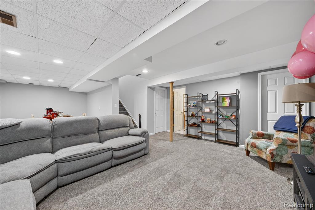 27735 E Mockingbird Drive, Flat Rock, MI 48134 — Photo 30