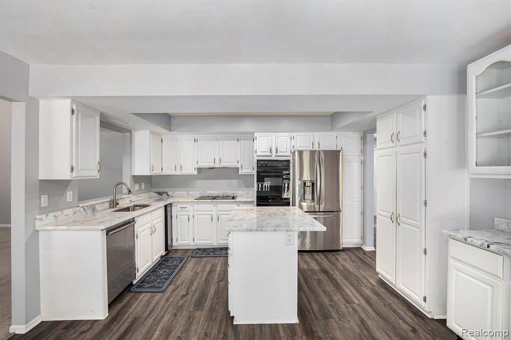 6644 Deer Ridge Drive, Clarkston, MI 48348 — Photo 13