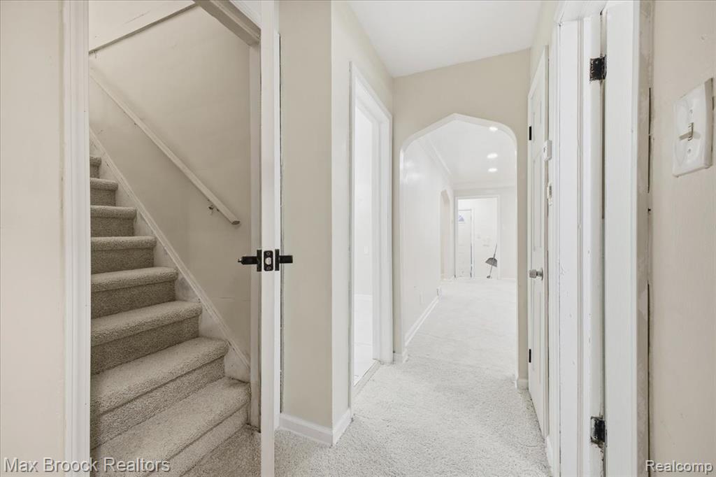 9722 Wayburn Street, Detroit, MI 48224 — Photo 20