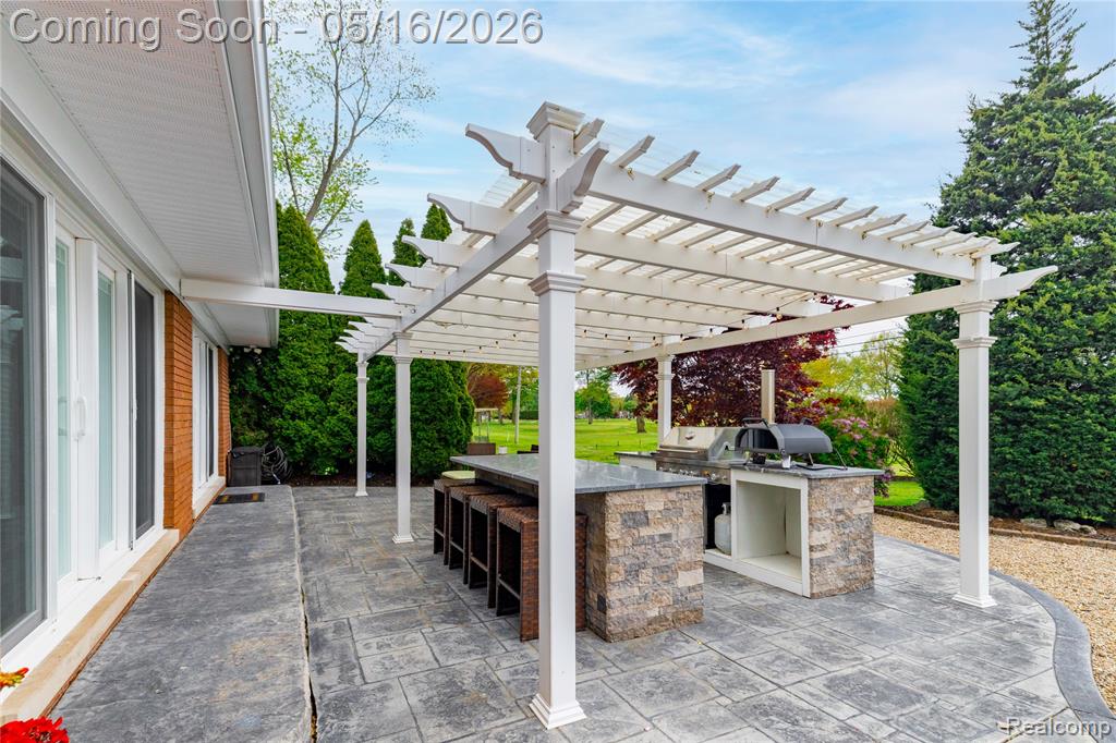 9555 Island Drive, Grosse Ile, MI 48138 — Photo 54