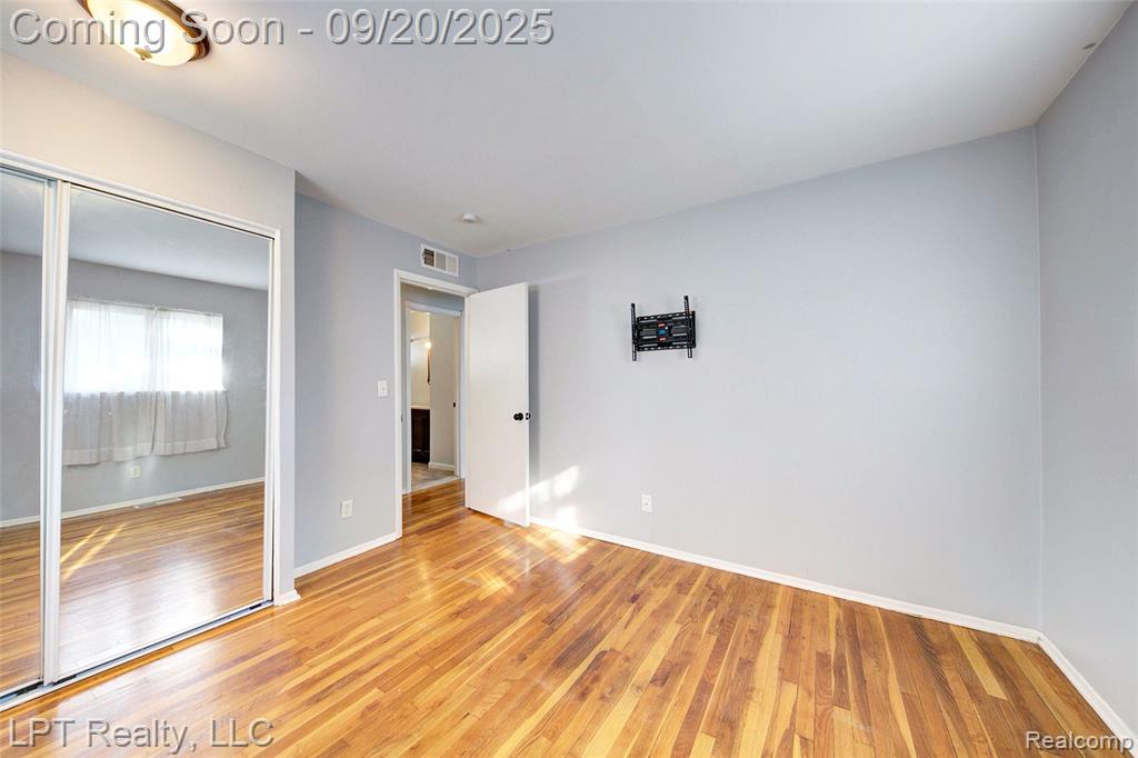 4476 Weddel Street, Dearborn Heights, MI 48125 — Photo 21