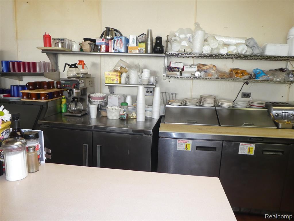 25385 5 Mile Road, Redford, MI 48239 — Photo 16
