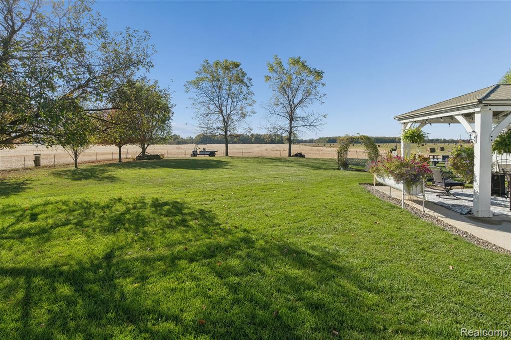 16303 Almont Road, Allenton, MI 48002 — Photo 40