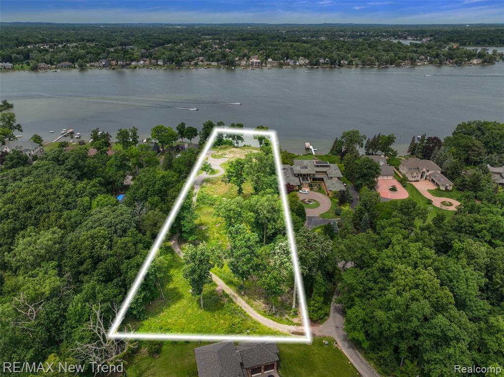 4796 DOW RIDGE Road, Orchard Lake Village, MI 48324 — Photo 5