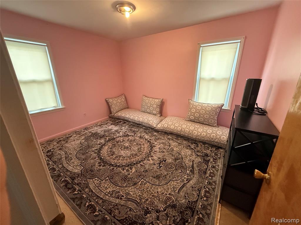 7618 Hazelton Street, Dearborn Heights, MI 48127 — Photo 4