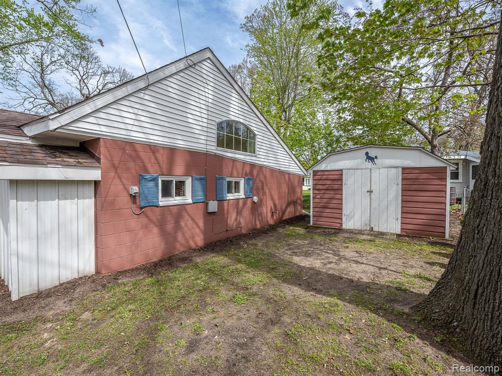 557 Alfred Street, Brooklyn, MI 49230 — Photo 40