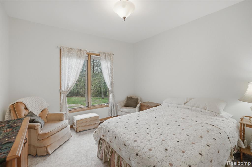 3630 S Shimmons Circle, Auburn Hills, MI 48326 — Photo 28
