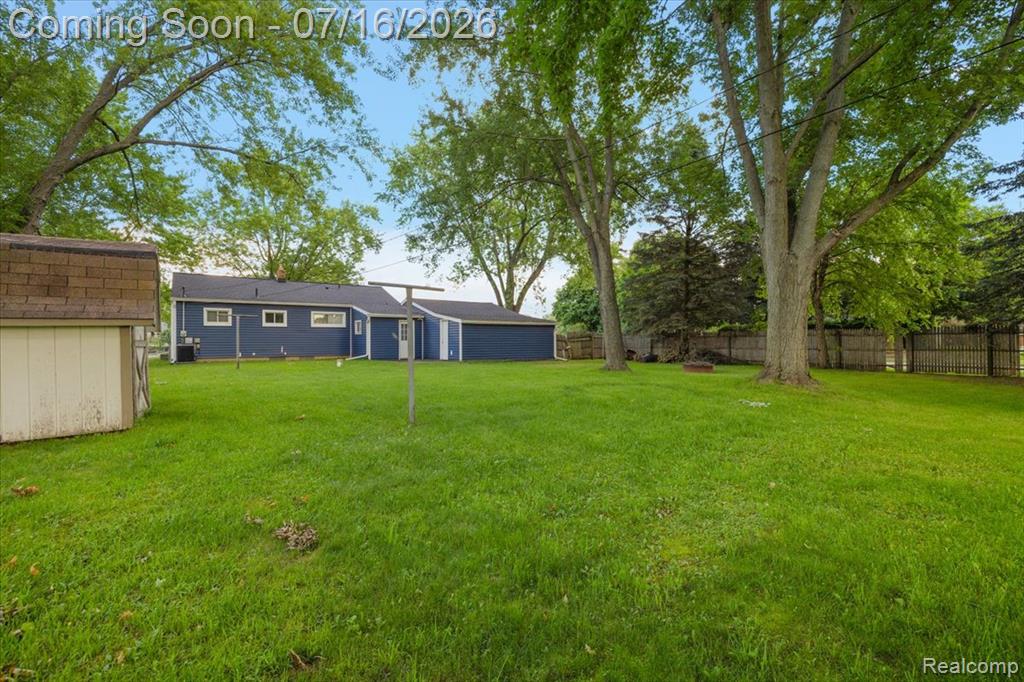 986 Gill Street, Oxford, MI 48371 — Photo 45