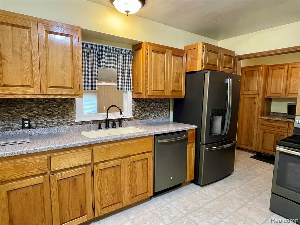 10444 Quirk Road, Van Buren, MI 48111 — Photo 15