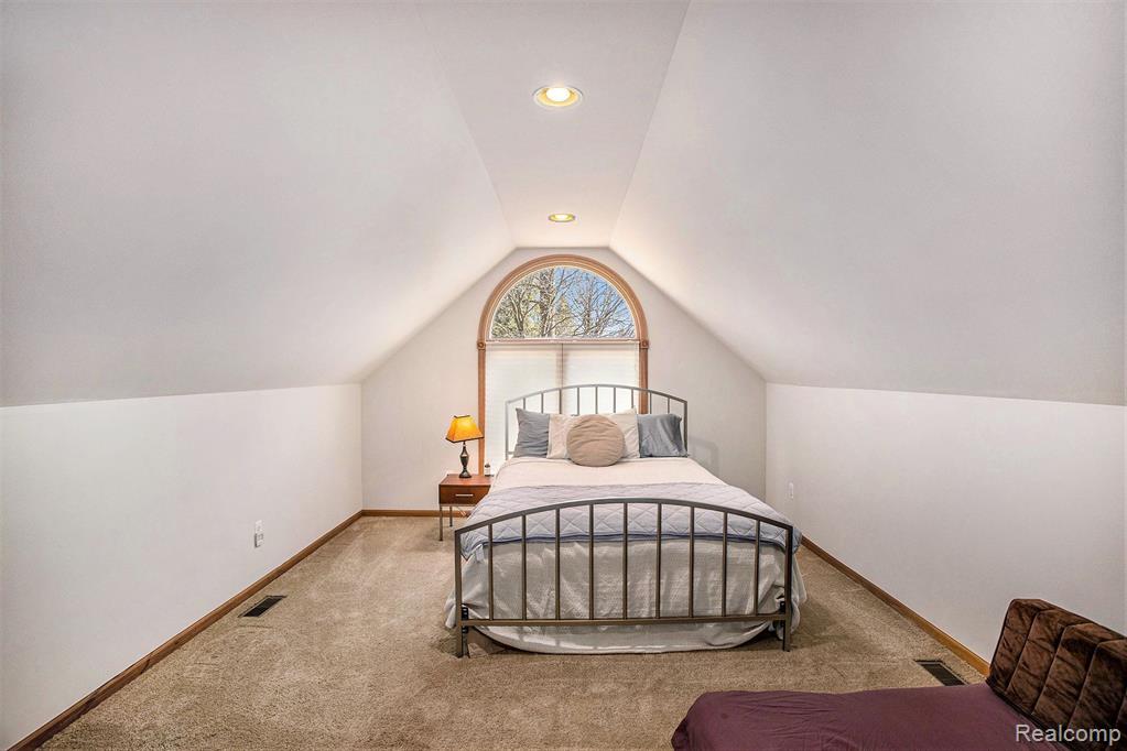 5887 MABLEY HILL Road, Fenton, MI 48430 — Photo 20
