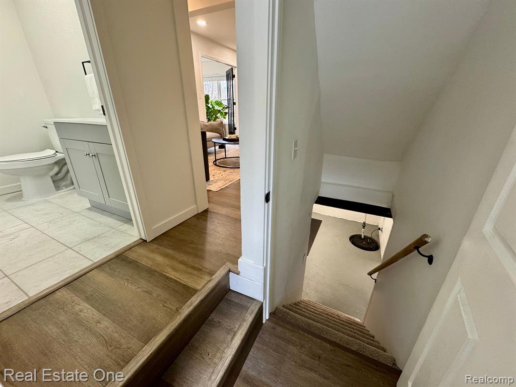 571 ANDRESEN Court, Hazel Park, MI 48030 — Photo 45